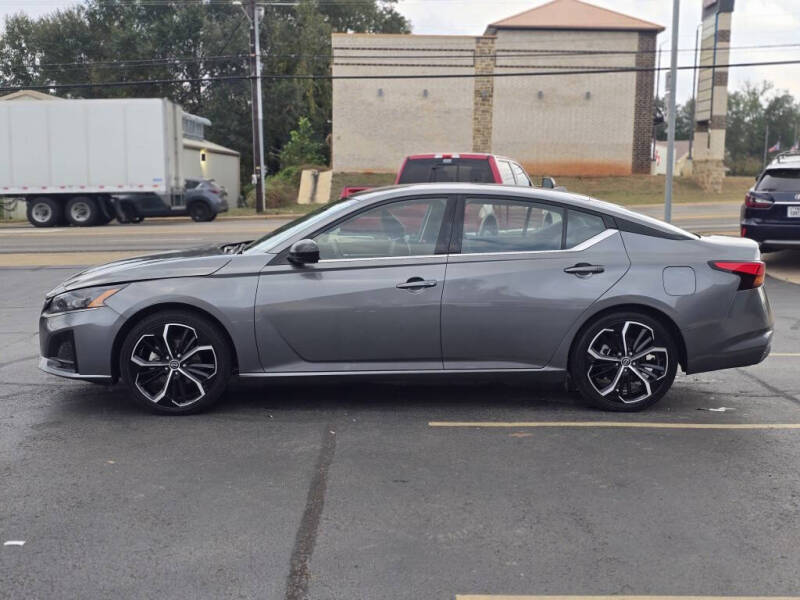 2024 Nissan Altima 2.5 SR