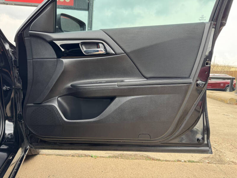 2016 Honda Accord LX