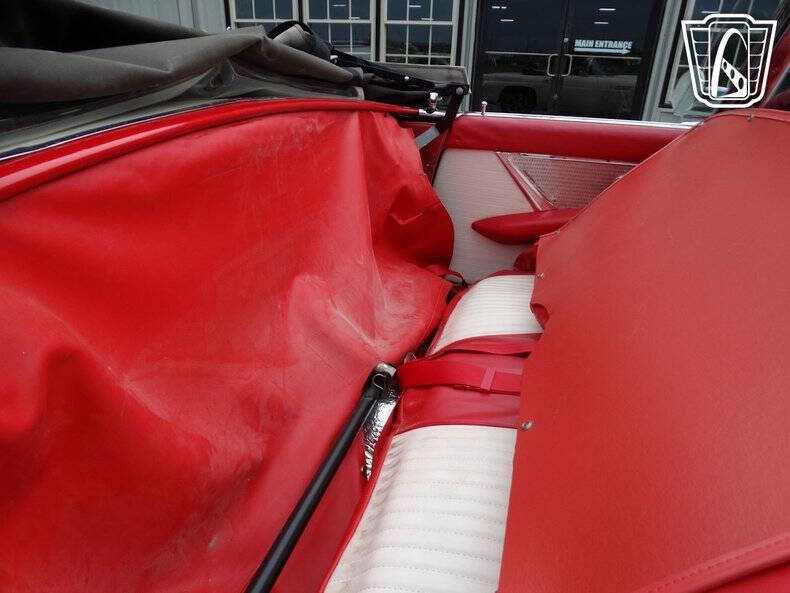 1956 Ford Thunderbird