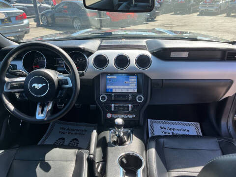 2017 Ford Mustang GT Premium
