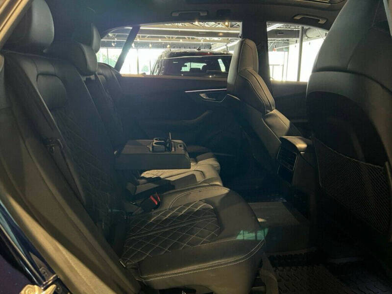 2022 Audi SQ8 4.0T quattro Prestige