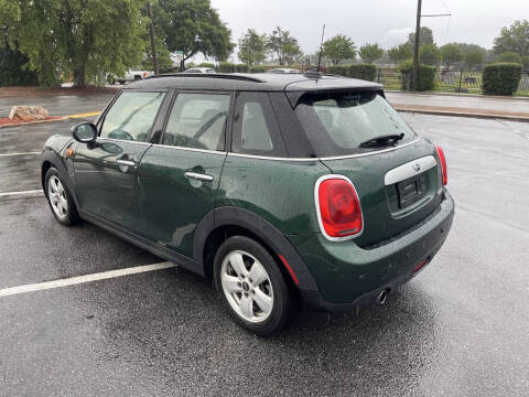 2015 MINI Hardtop 4 Door Cooper