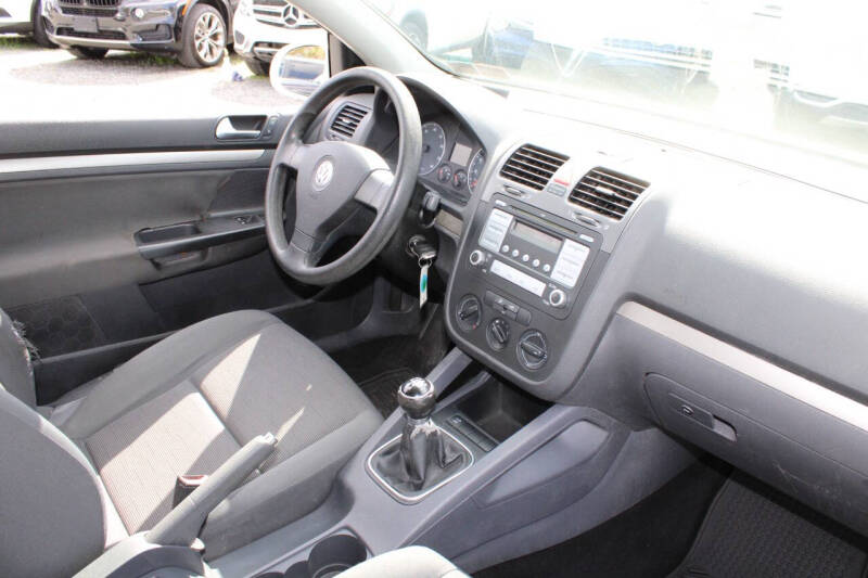 2008 Volkswagen Rabbit S