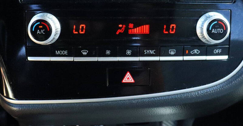 2022 Mitsubishi Outlander PHEV SEL