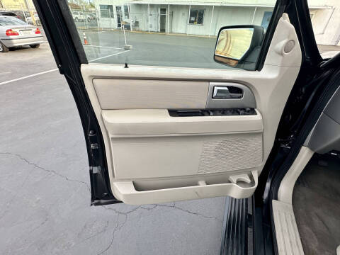 2011 Ford Expedition EL Limited