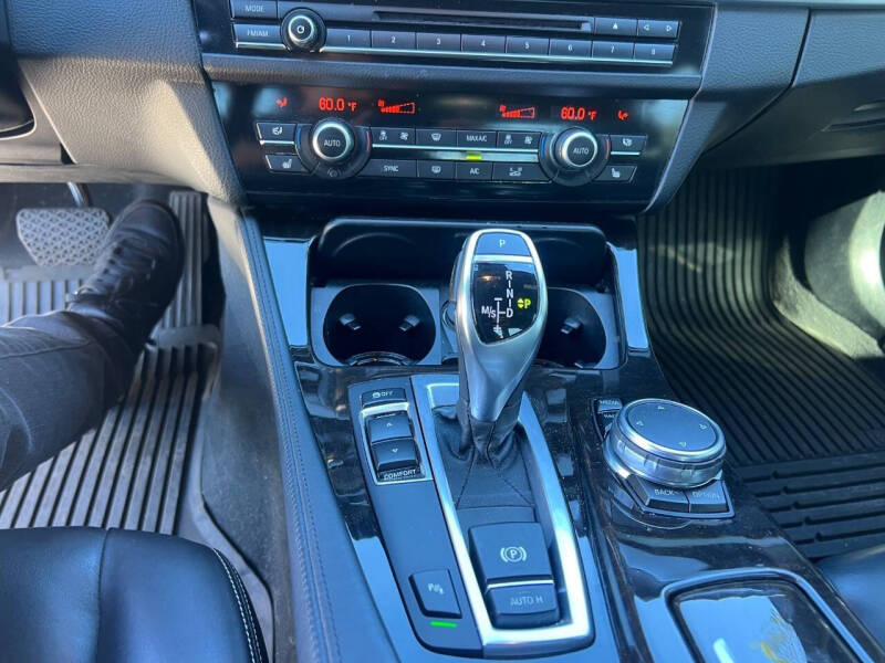 2016 BMW 5 Series 528i