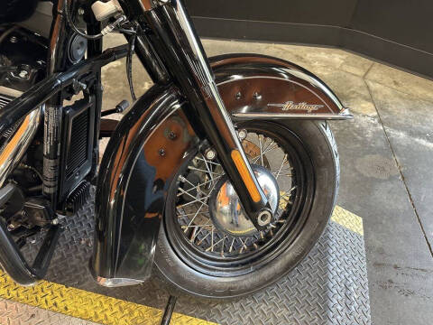 2018 Harley-Davidson FLHC - Softail Heritage