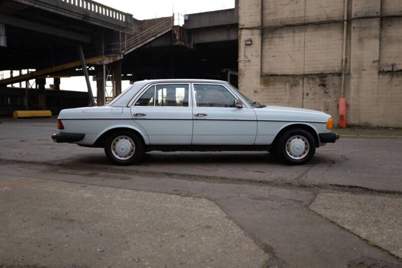 1978 Mercedes-Benz 240-Class