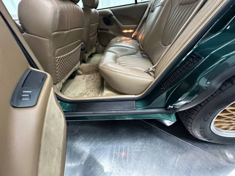 1993 Pontiac Bonneville SSE