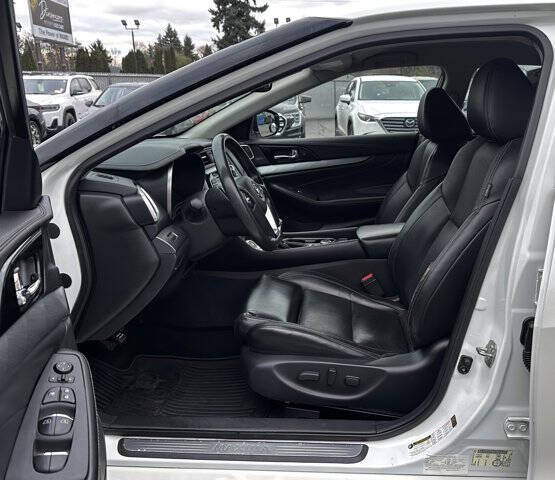 2017 Nissan Maxima Platinum