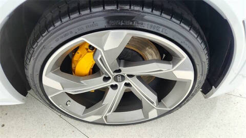 2023 Audi e-tron S Sportback quattro Prestige