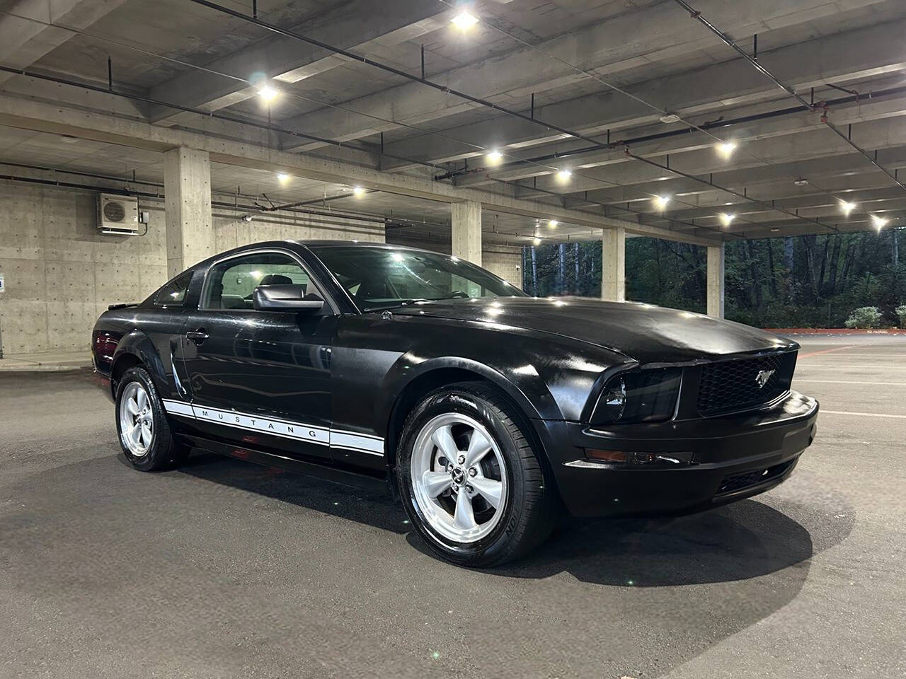 2007 Ford Mustang for sale at Issaquah Autos in Issaquah, WA