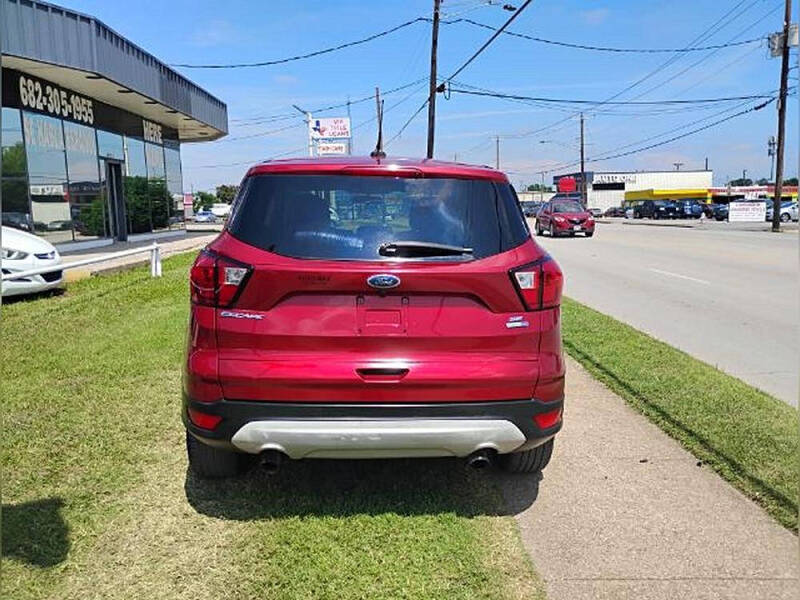 2019 Ford Escape SE