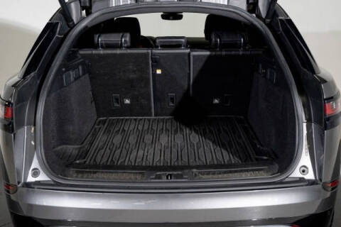 2018 Land Rover Range Rover Velar P250 R-Dynamic SE