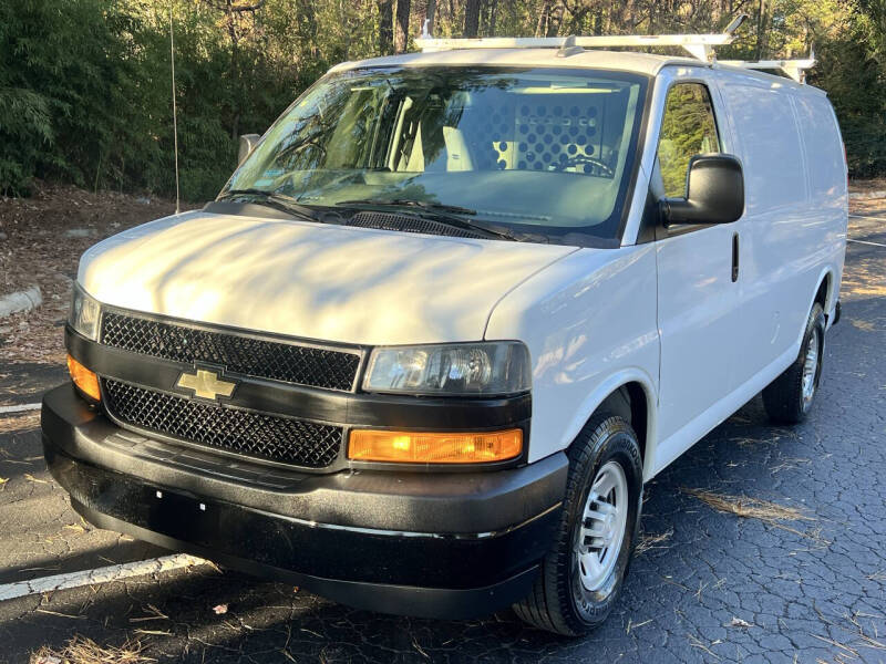 2019 Chevrolet Express Cargo Work Van's photo