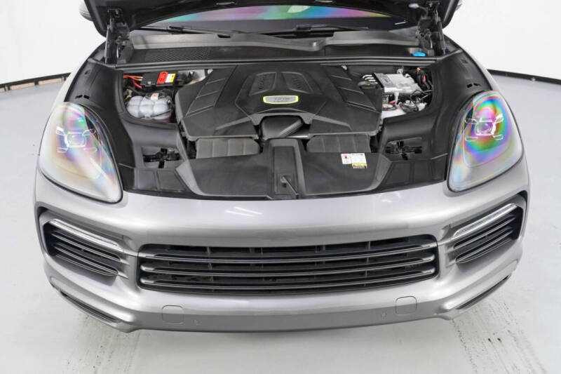 2023 Porsche Cayenne