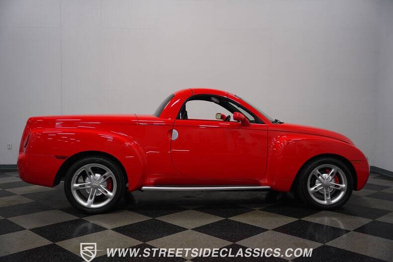 2004 Chevrolet SSR LS