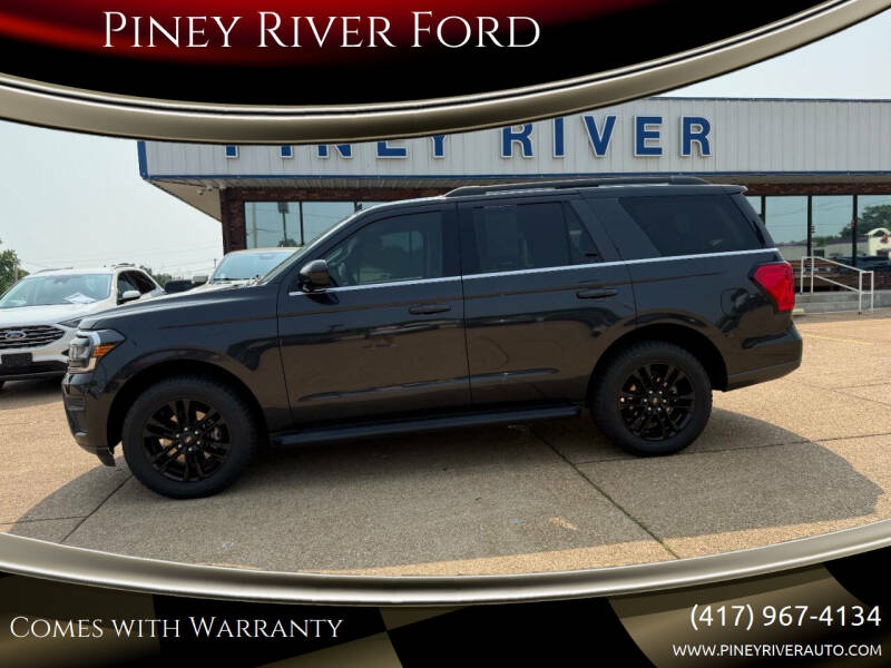 2022 Ford Expedition XLT's photo