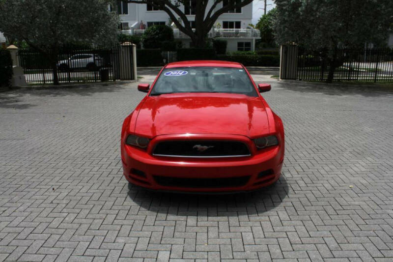 2014 Ford Mustang V6