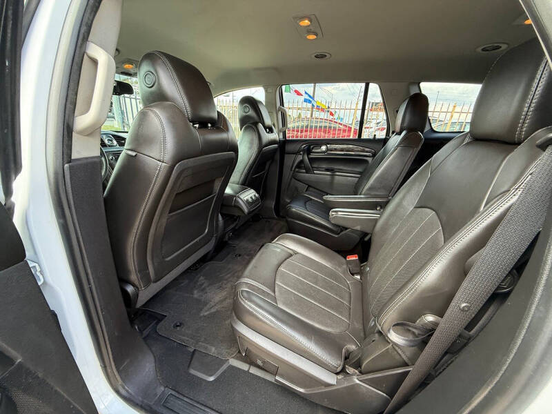 2017 Buick Enclave Leather