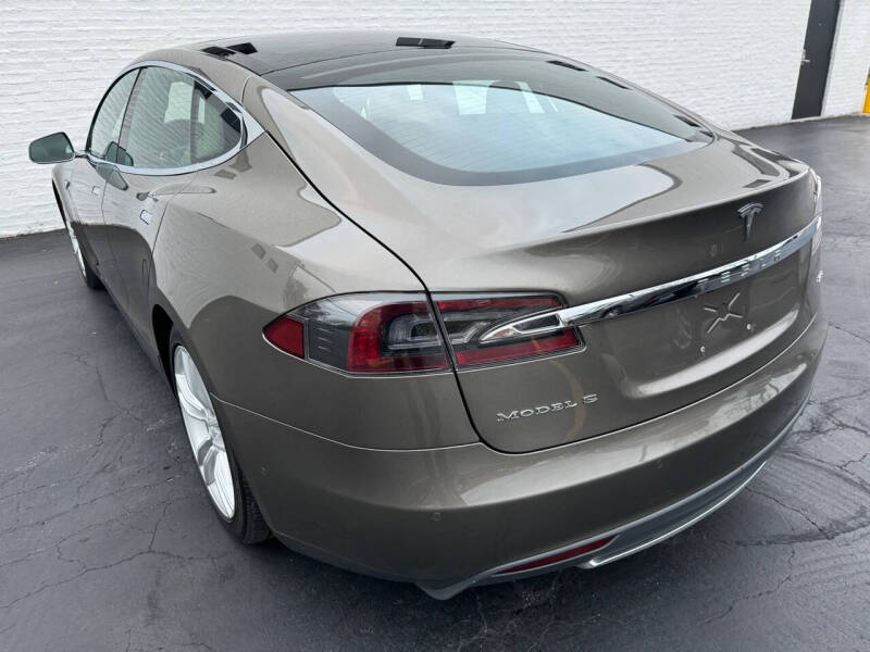 2015 Tesla Model S 85D