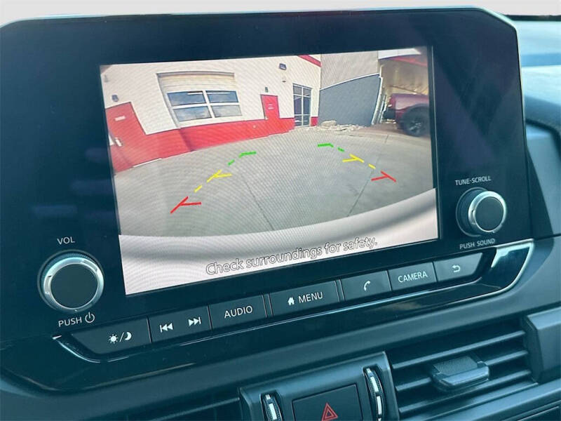 2024 Nissan Pathfinder S