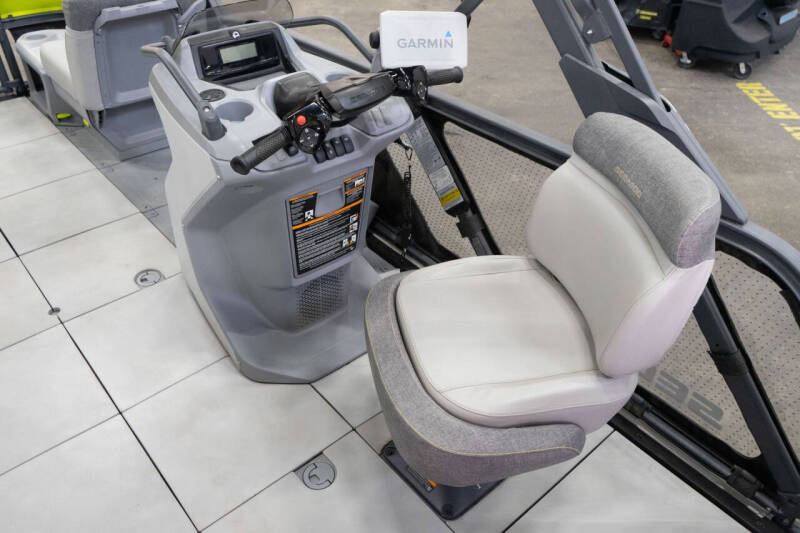 2023 Sea-Doo Switch Cruise