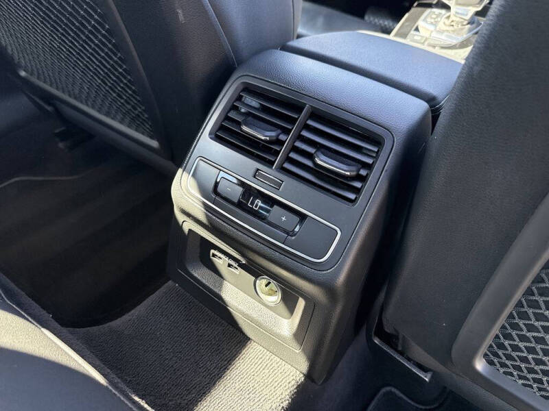 2023 Audi A4 quattro S line Prem Plus 45 TFSI