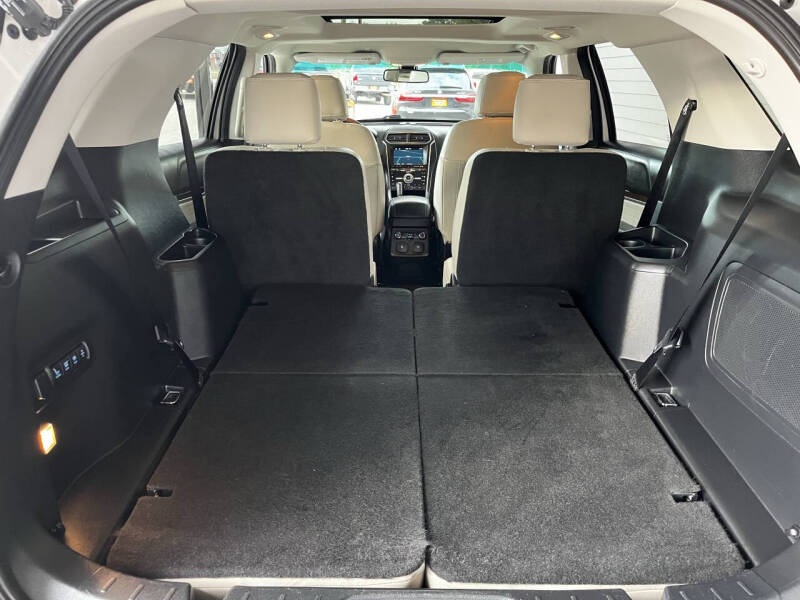 2017 Ford Explorer Platinum