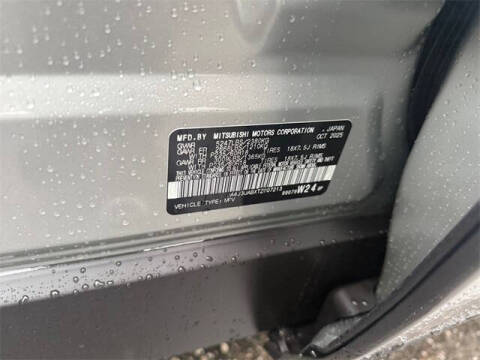 2026 Mitsubishi Outlander ES