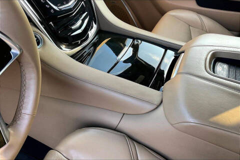 2020 Cadillac Escalade Platinum