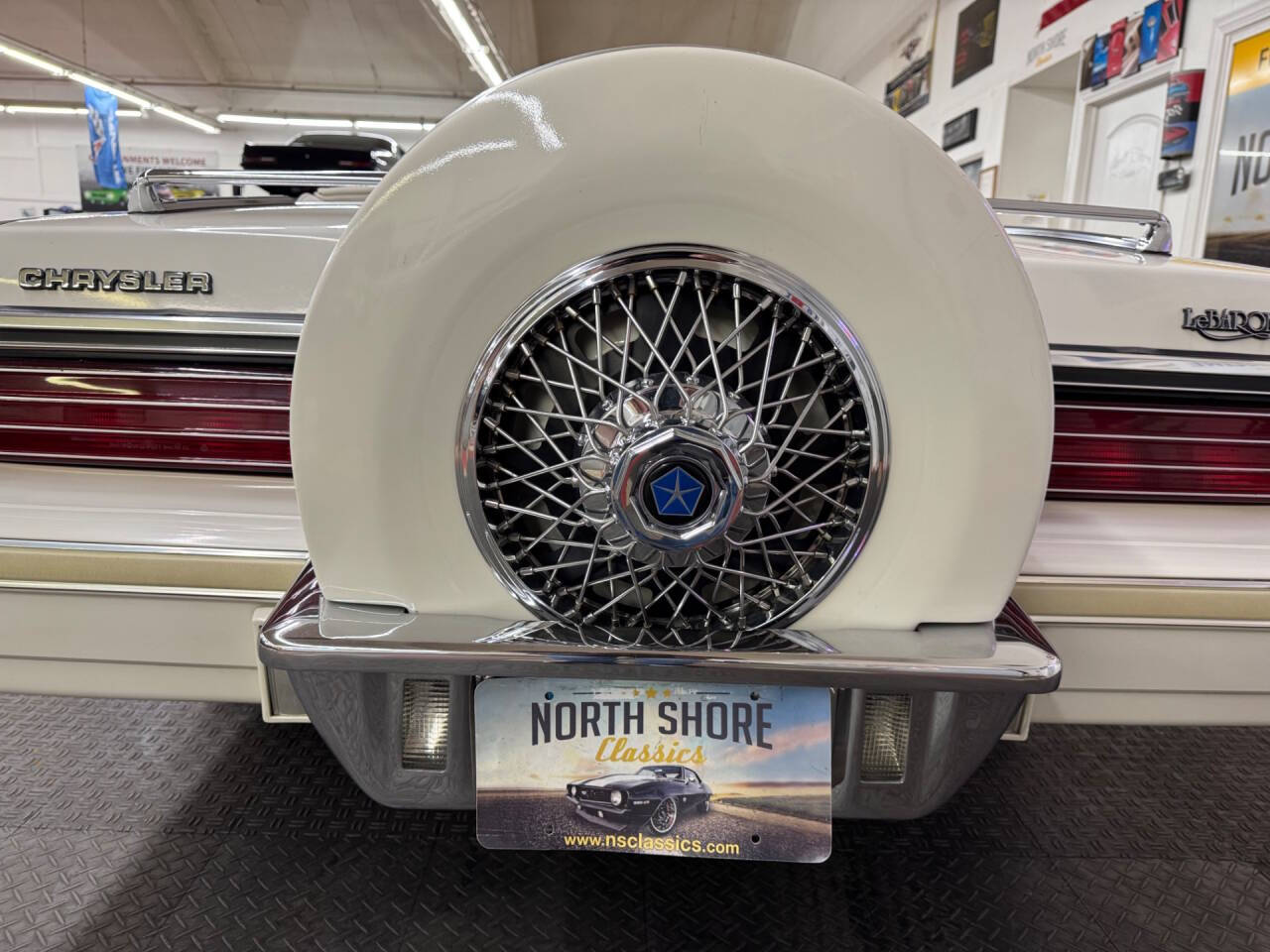 1984 Chrysler Le Baron 22