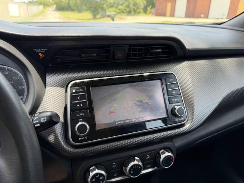 2020 Nissan Kicks S