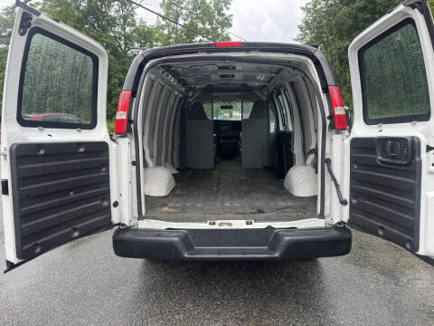 2017 Chevrolet Express 2500
