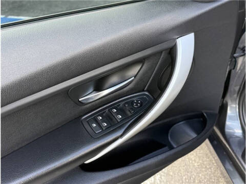 2013 BMW 3 Series 328i