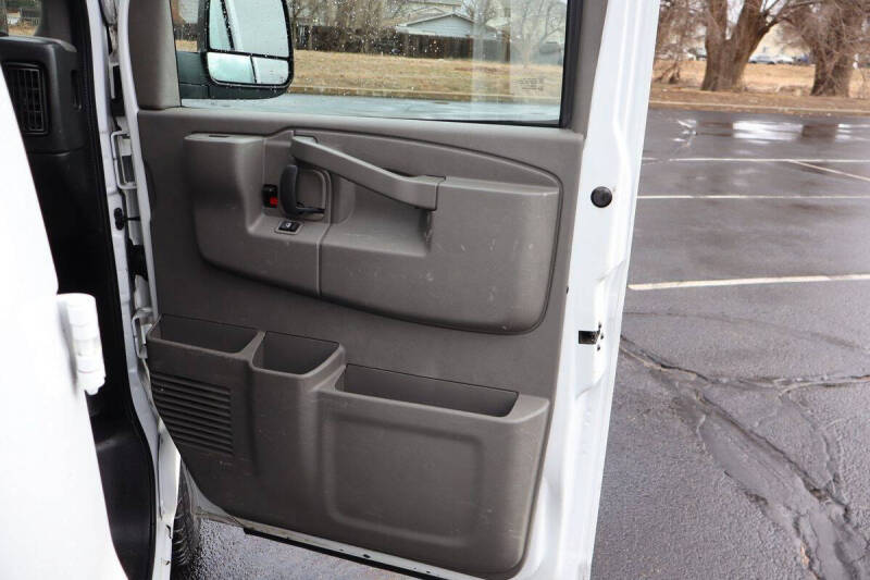 2021 Chevrolet Express 2500