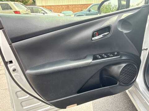 2016 Toyota Prius Three