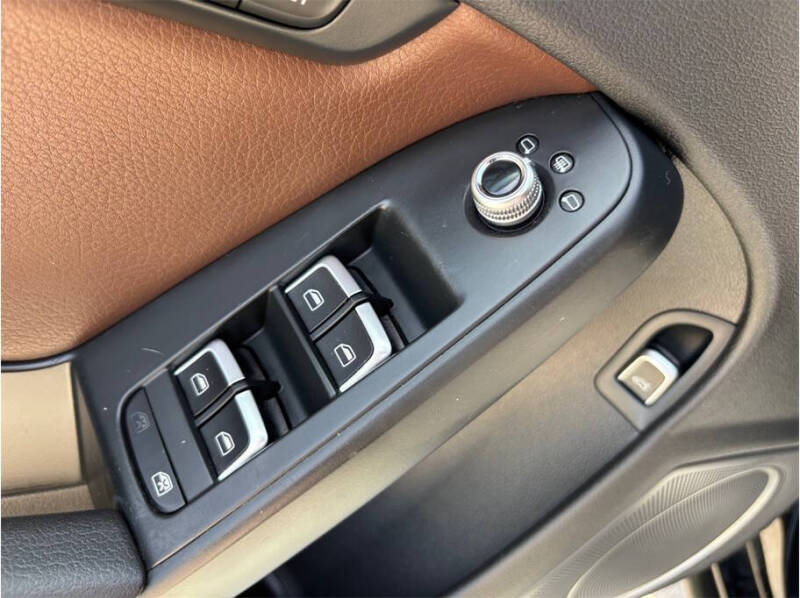 2016 Audi A4 2.0T quattro Premium Plus