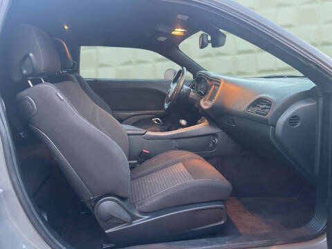 2018 Dodge Challenger SXT