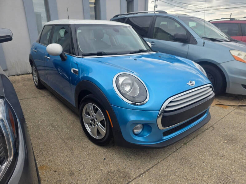 2015 MINI Hardtop 4 Door Cooper