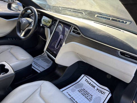 2016 Tesla Model S 85D