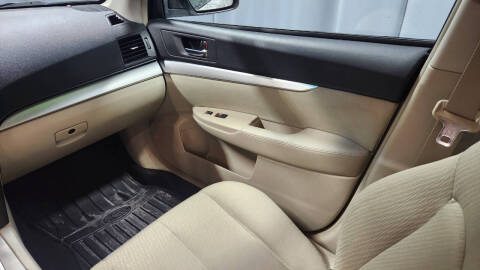 2011 Subaru Outback 2.5i Premium