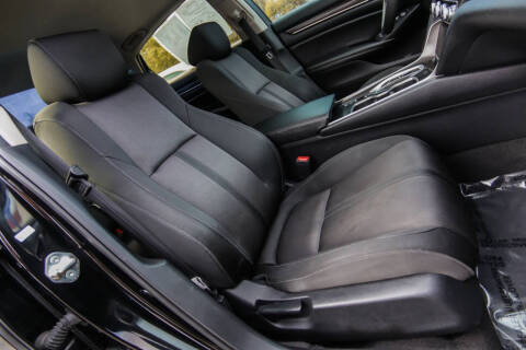 2019 Honda Accord Hybrid EX