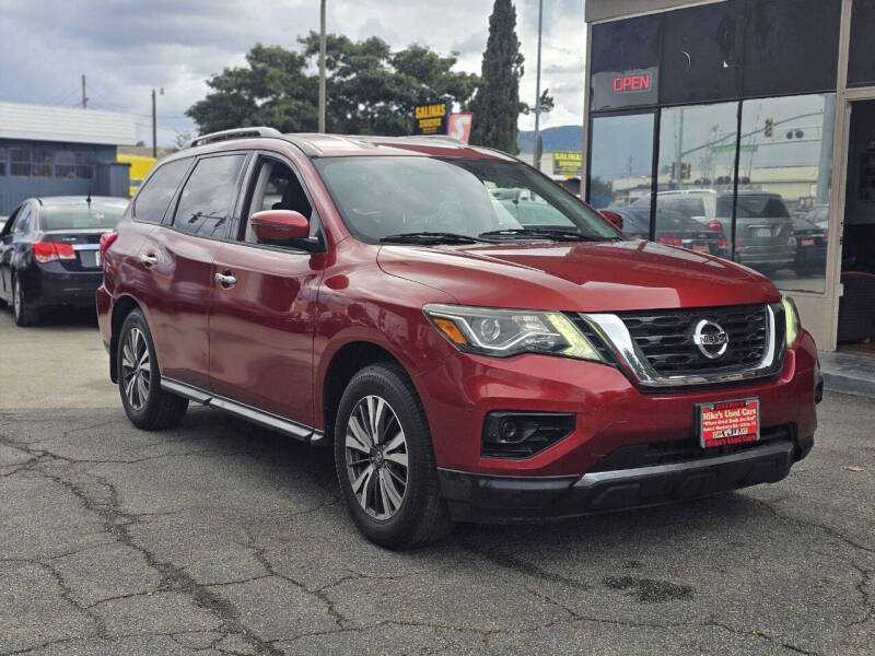 2017 Nissan Pathfinder SV