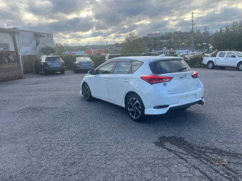 2016 Scion iM