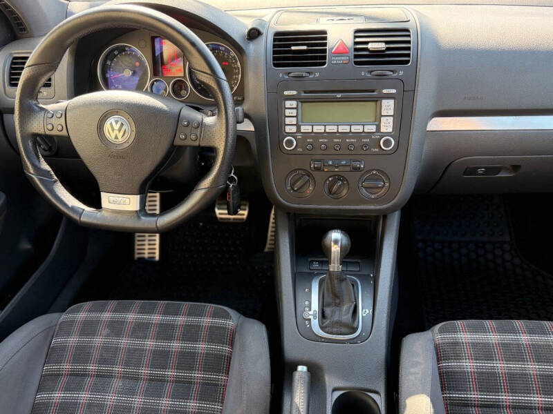 2009 Volkswagen GTI Base PZEV