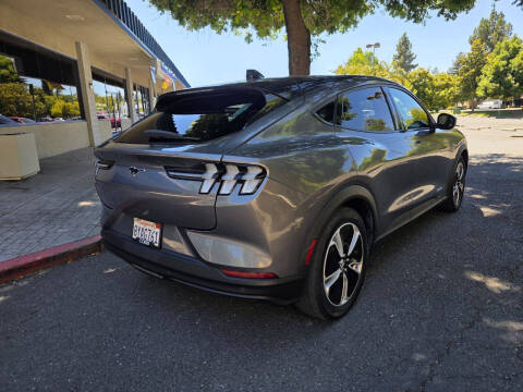 2021 Ford Mustang Mach-E Select