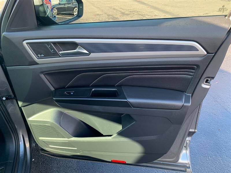 2020 Volkswagen Atlas Cross Sport V6 SEL Premium R-Line 4Motion