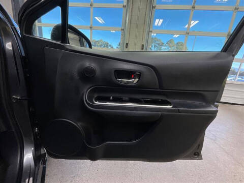 2015 Toyota Prius c Three