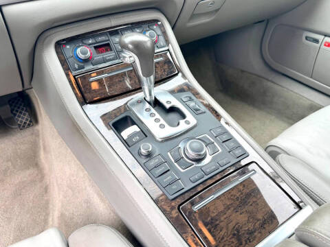 2007 Audi S8 quattro